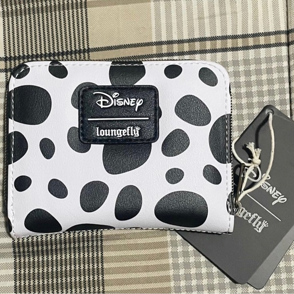 NWT Disney Loungefy 101
Dalmatians Wallet - Picture 2 of 3
